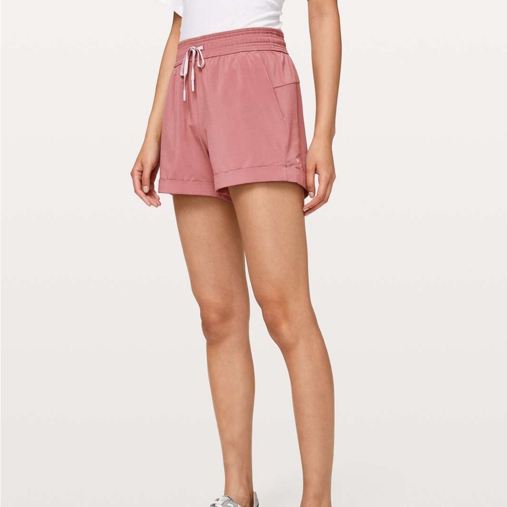 Lululemon Cuffed Oversized Short - image 1